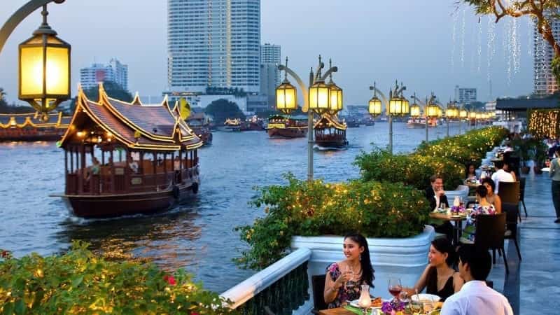 Атмосфера Бангкока в Таиланде
