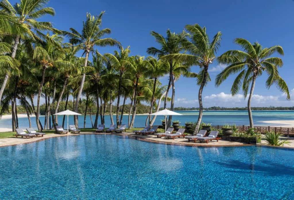 Как выгодно купить тур на Маврикий в декабре 2023