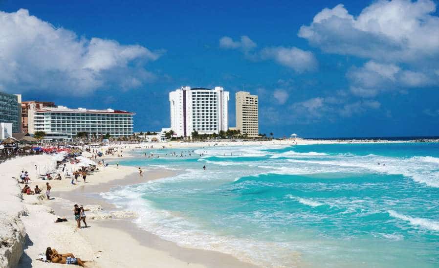 Погода в Мексике в 2024 году: когда лучше всего ехать на пляжный отдых?